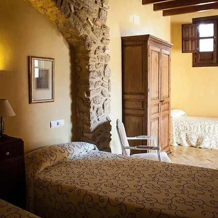 Hospederia Del Monasterio Hotel 2*