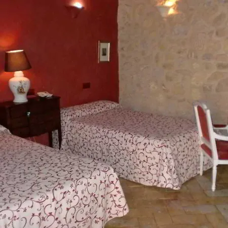 Hospederia Del Monasterio Osuna