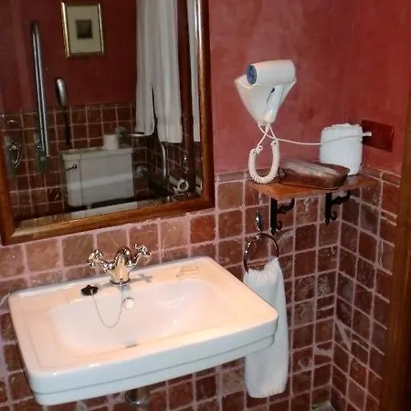 Hotel Hospederia Del Monasterio Osuna