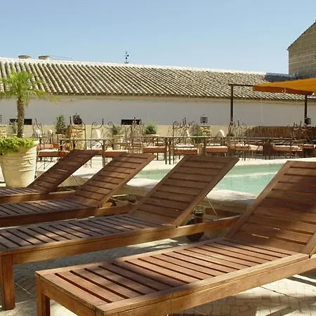 Hospederia Del Monasterio 2*